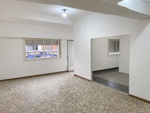 ALVEAR 2700, Piso 1