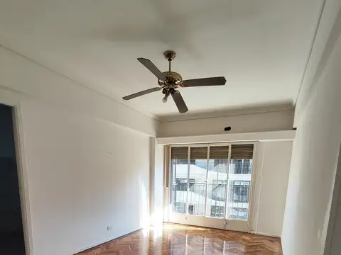 Avenida Córdoba 3300, Piso 8
