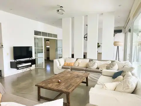 Casa en Alquiler al Norte
