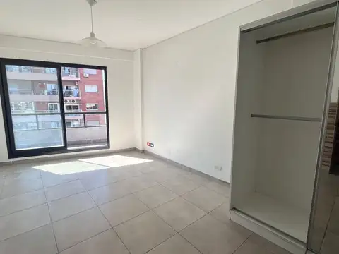 Avenida Directorio 900