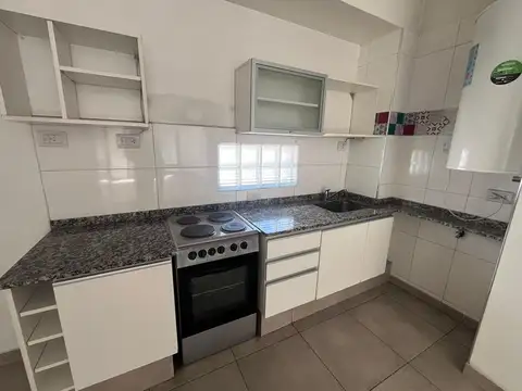 Departamento en Venta en Parque Chacabuco, USD 69.000