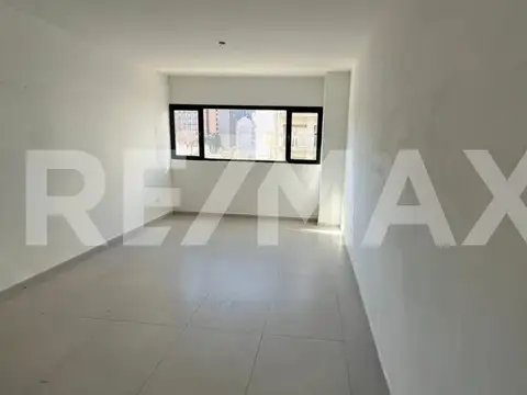 Oficina en Alquiler en Neuquén, $ 850.000