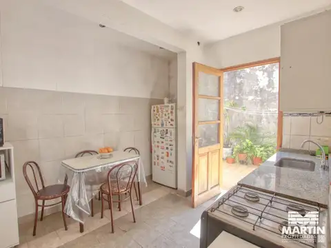 Depto Tipo Casa en Venta 40 años
