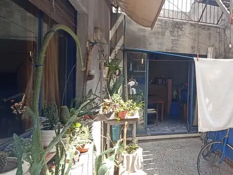 ph tipo casa de 5 ambientes en 2 plantas con patio