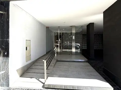 3 AMB CON COCHERA BALCON AL CONTRAFRENTE