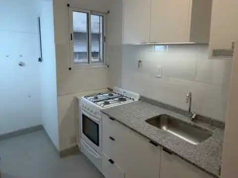 AV LA PLATA 300, CABALLITO, Venta 3 Ambientes bajas expensas