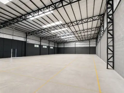 Galpón deposito 650 m2 en alquiler en Fisherton