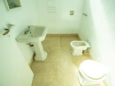 DEPARTAMENTO EN VENTA DE 2 DORMITORIOS   AL FRENTE