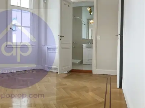 Departamento en Venta 90 años