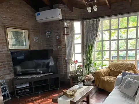 Casa en Venta en Versalles, USD 440.000
