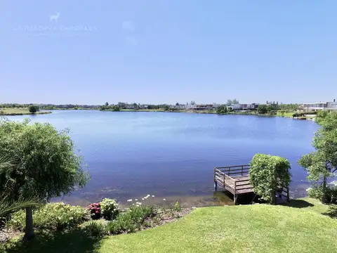 Casa en Alquiler al Este