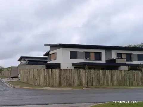 Casa en Venta en San Lorenzo Chico, USD 270.000