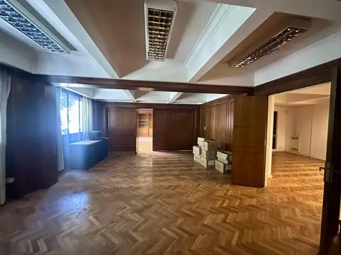 Oficina en Alquiler en Barrio Norte, USD 1.800