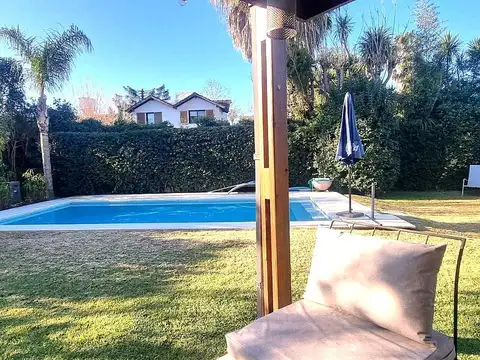 Casa en  Venta 4 ambientes en Campo Chico Country Club