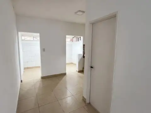 Depto Tipo Casa en Alquiler de 2 ambientes