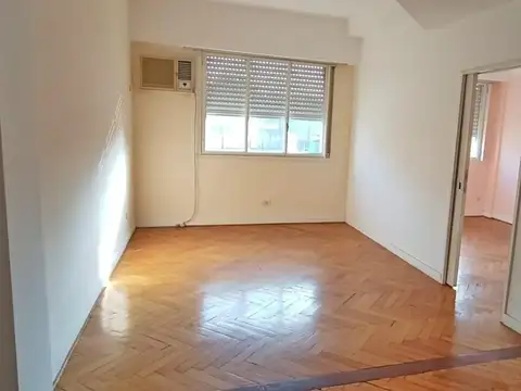 Departamento de 4 ambientes muy luminosos en excelente estad