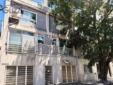 Venta PH dos ambientes con terraza próximo a Parque Saavedra.