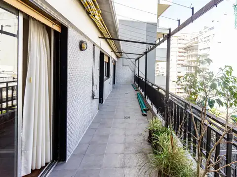Semipiso en Venta de 5 ambientes con Balcón Terraza Luminoso