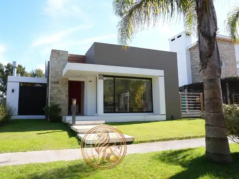 Venta Casa Mar de Ajo Apto Crédito Oportunidad