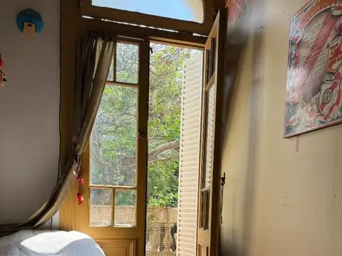 Depto Tipo Casa 4 ambientes con 2 baños