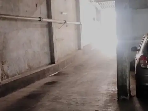 cochera planta Baja pleno centro de rosario