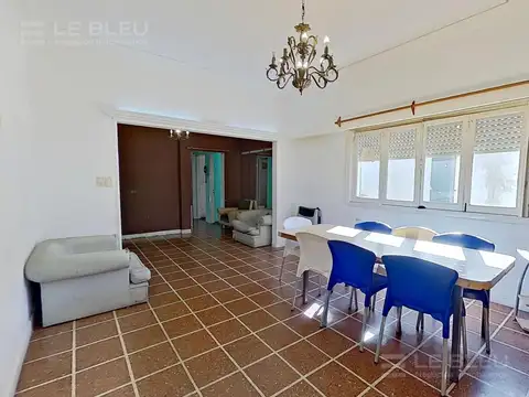 PH 5 AMB. A RECICLAR CON BALCÓN Y TERRAZA