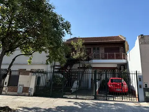 PH con cochera en venta