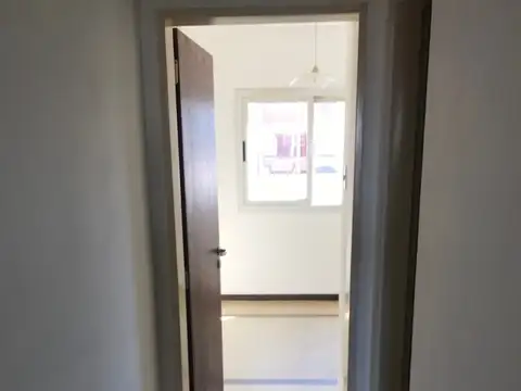 DEPARTAMENTO CON COCHERA