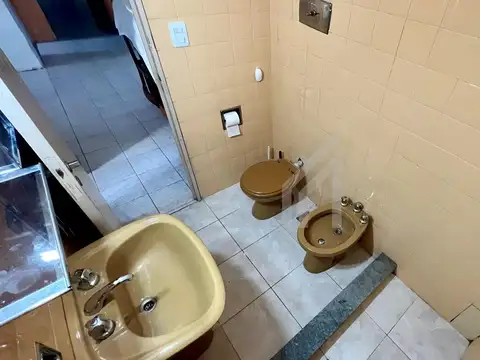 Departamento 4 ambientes con 2 baños