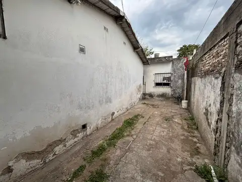 UBICACIÓN CÉNTRICA - IDEAL VIVIENDA, RENTA O DEPÓSITO