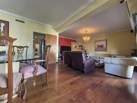 Departamento en Venta de 5 dormitorios