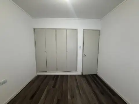 Depto Tipo Casa 4 ambientes con 1 baño