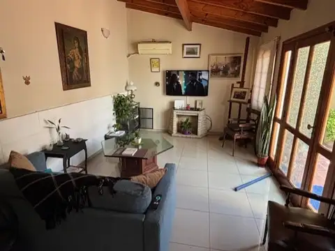 Departamento en Venta en La Lucila, USD 165.000