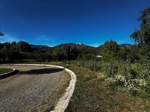 Venta de Lote en El Redil, Lago Moreno Este, con vista a los Principales Cerros.