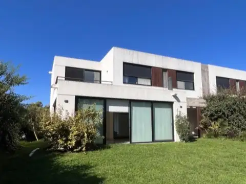 Casa Blanca-Praderas de San Lorenzo