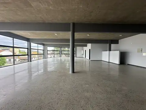 LOCAL COMERCIAL EN PLANTA ALTA