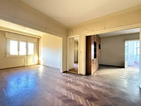 Avenida 18 de Julio 1500