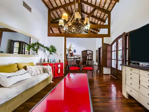 Casa en Venta al Este