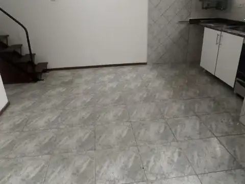 Maipu 3000 , Piso PB