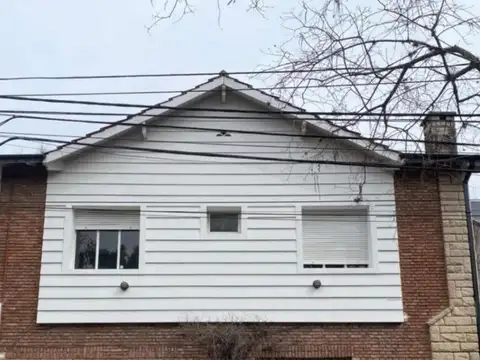 Excelente casa en alquiler en el Bajo de Acassuso