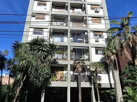 Muy lindo departamento de 3 ambientes en exclusiva zona de Vicente Lopez, cercano a vial costero