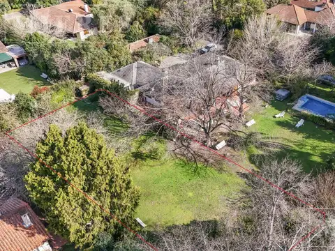 Lote de 939m² en venta en Olivos Golf Club