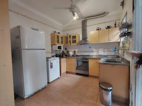 Depto Tipo Casa en Venta 40 años