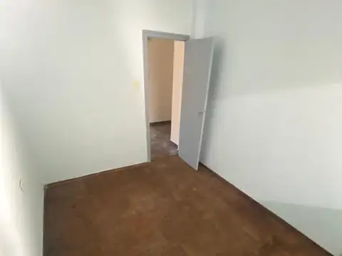 VENTA CASA 2 DORMITORIOS MITRE 4807