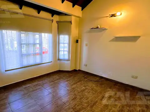 Depto Tipo Casa en Venta de 3 ambientes