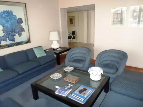 Departamento en Alquiler de 4 ambientes