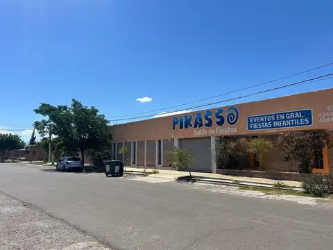 VENTA SALON DE FIESTAS-RIVADAVIA