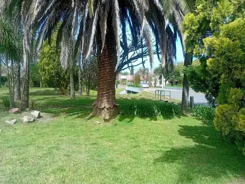 CASA EN VENTA EN COUNTRY BANCO PROVINCIA 5 AMB.