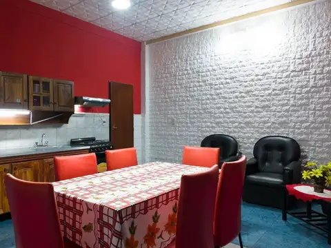 Depto Tipo Casa en Venta en Berazategui, USD 55.000