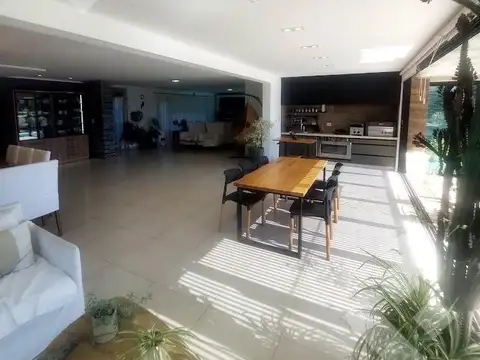 Casa en Alquiler al Norte